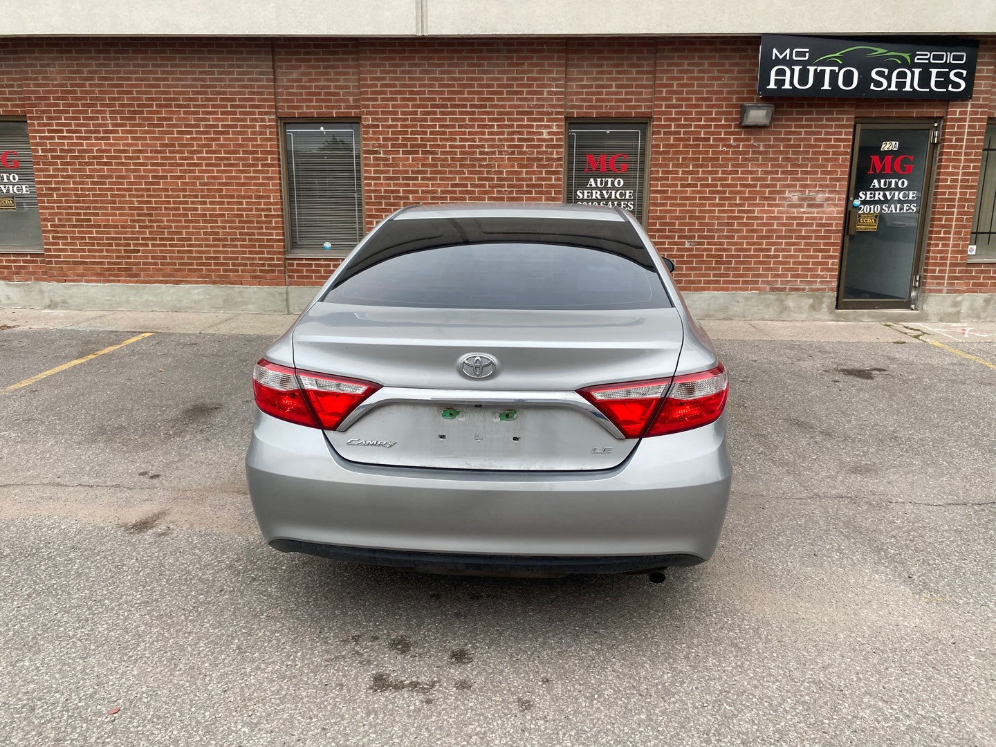 TOYOTA CAMRY 2015