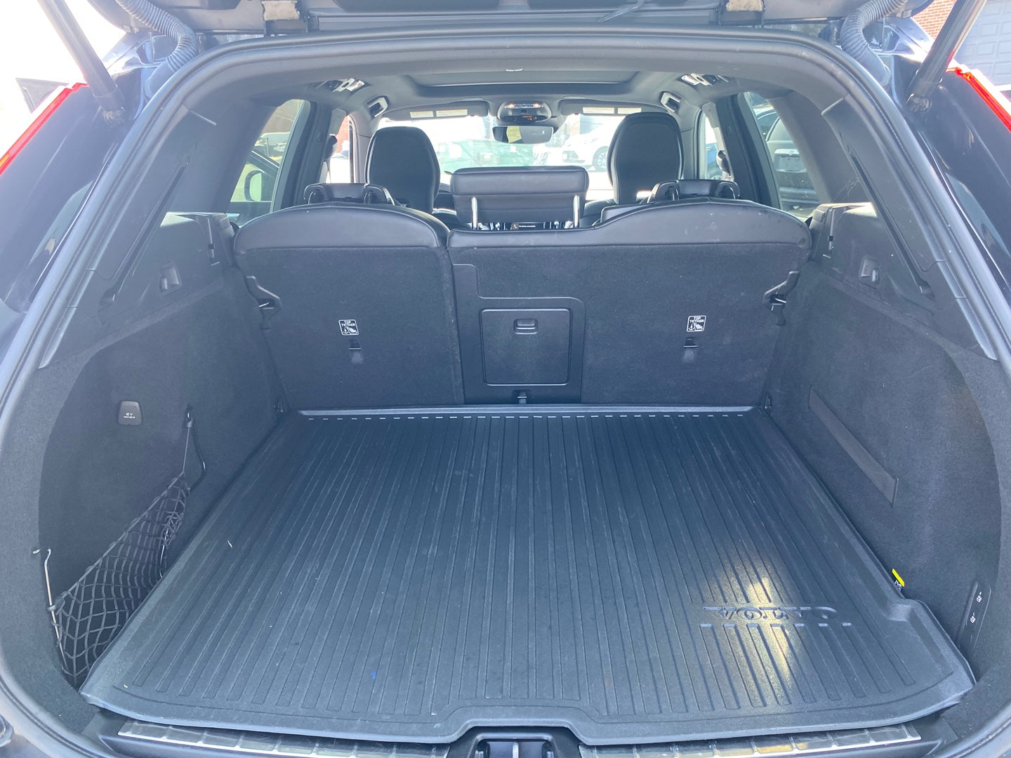 VOLVO XC60 2019