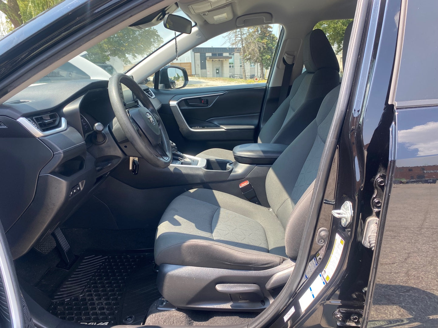 TOYOTA RAV4 2022