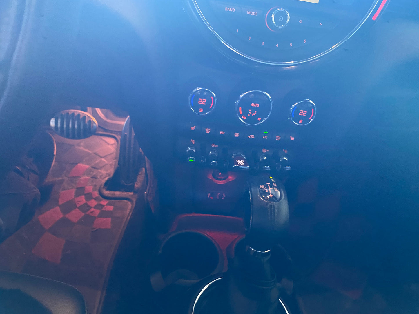 MINI COOPERS 2017