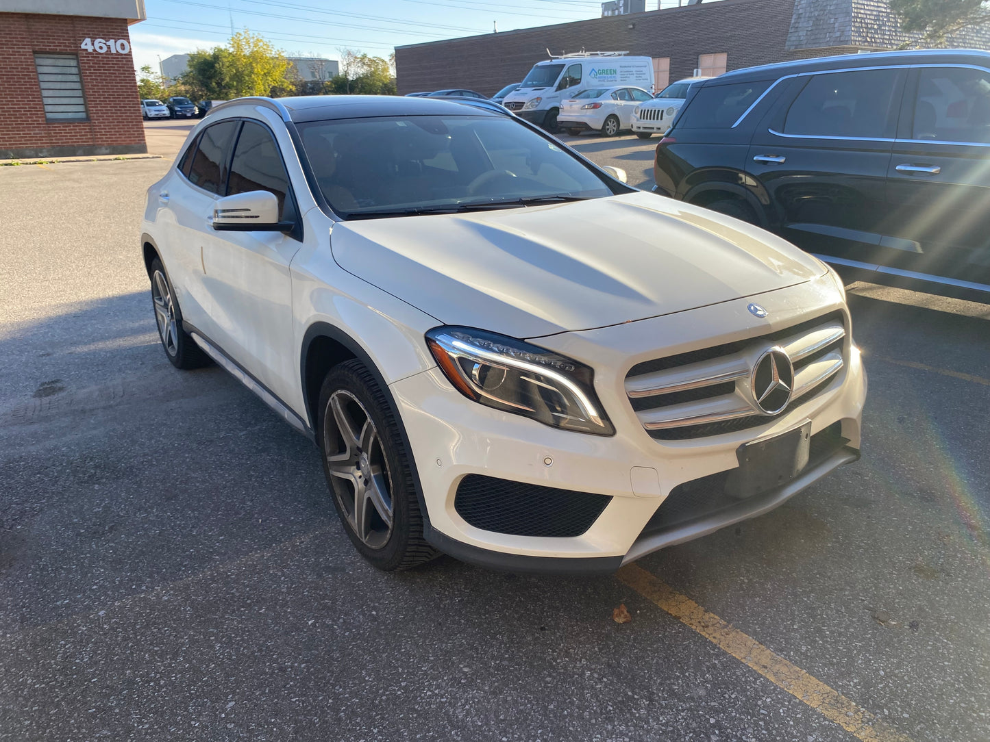 MERCEDES-BENZ GLA250 2015