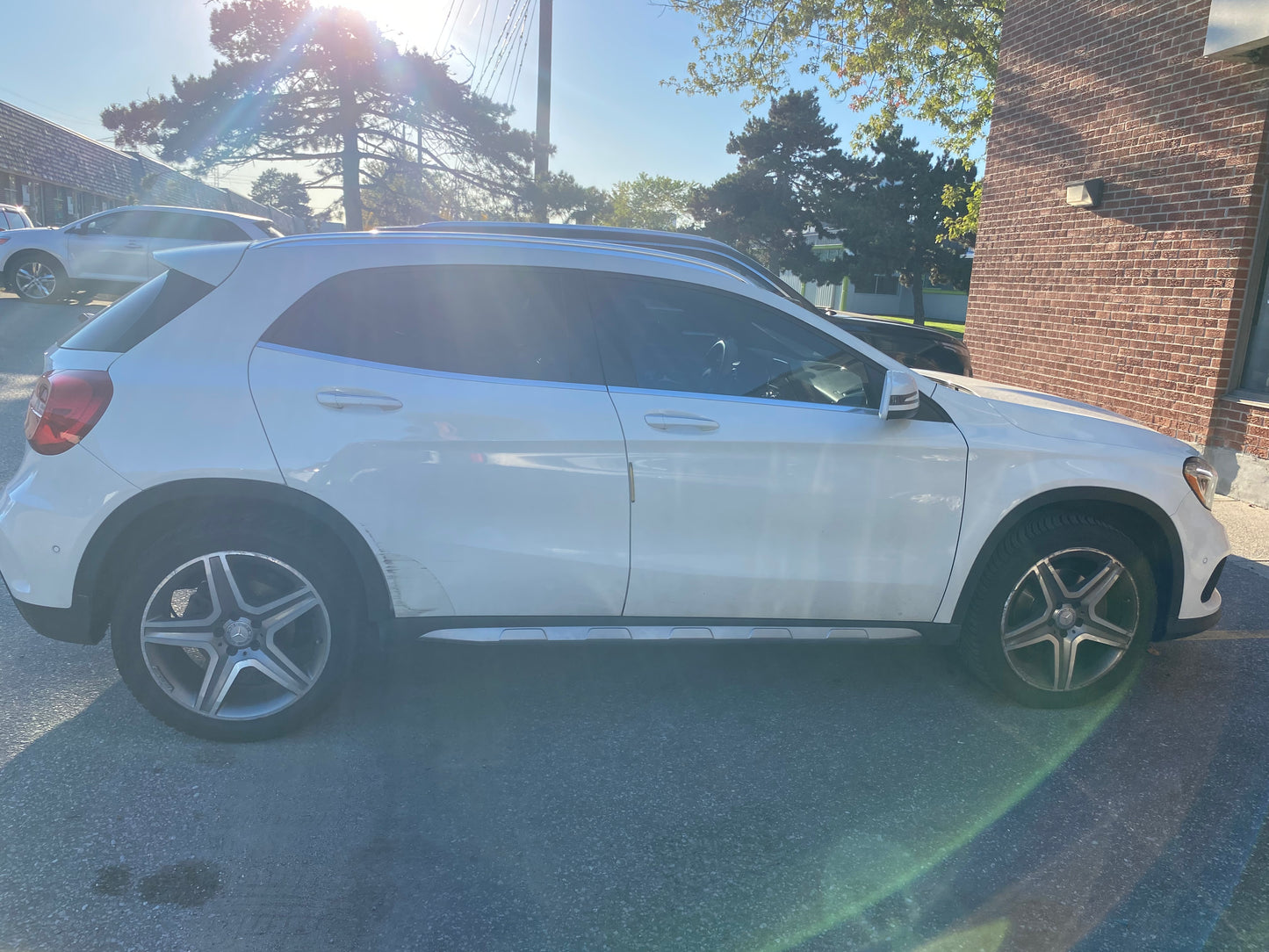MERCEDES-BENZ GLA250 2015