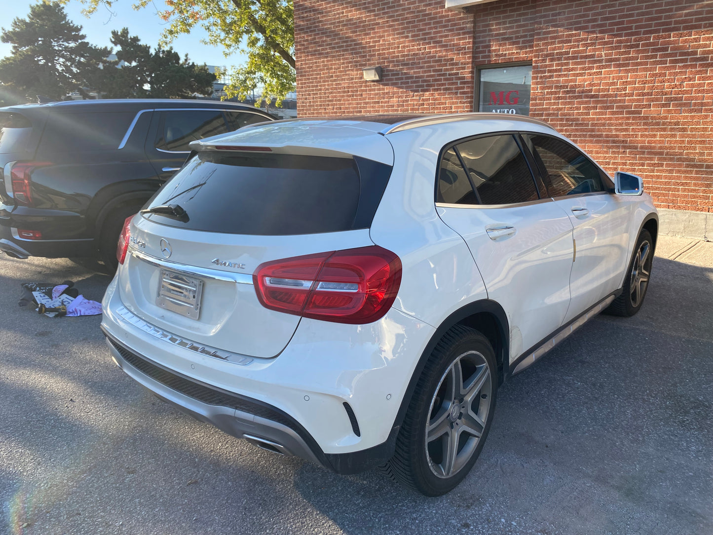 MERCEDES-BENZ GLA250 2015