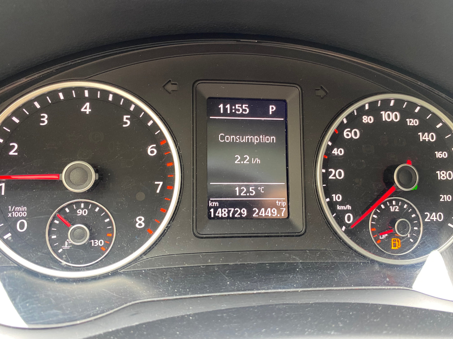 VOLKSWAGEN TIGUAN 2016
