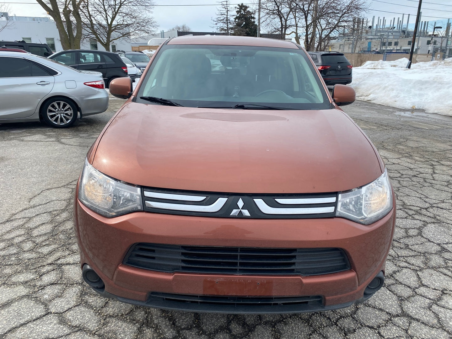 MITSUBISHI OUTLANDER 2014
