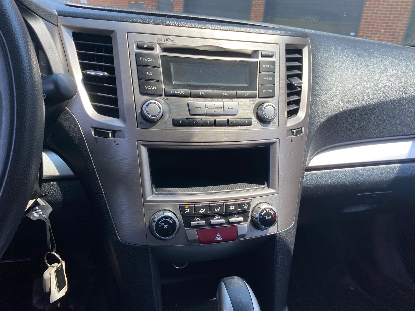 SUBARU OUTBACK 2013