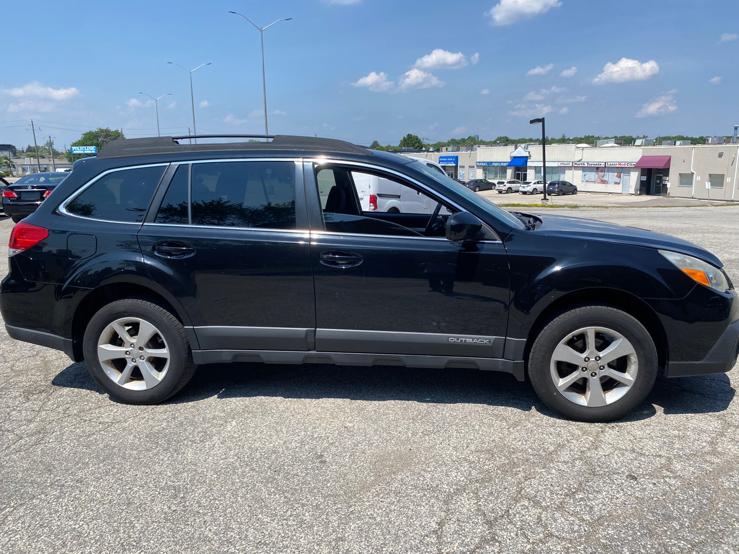 SUBARU OUTBACK 2013
