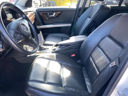 Mercedes-Benz GLK350 2011