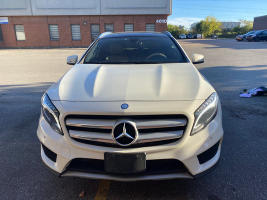 MERCEDES-BENZ GLA250 2015