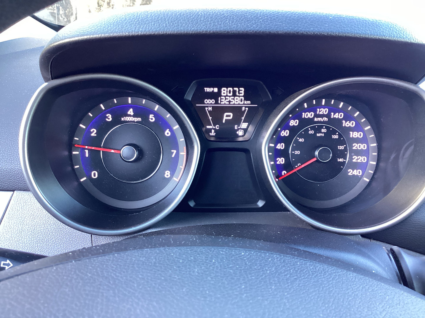 HYUNDAI ELANTRA 2012