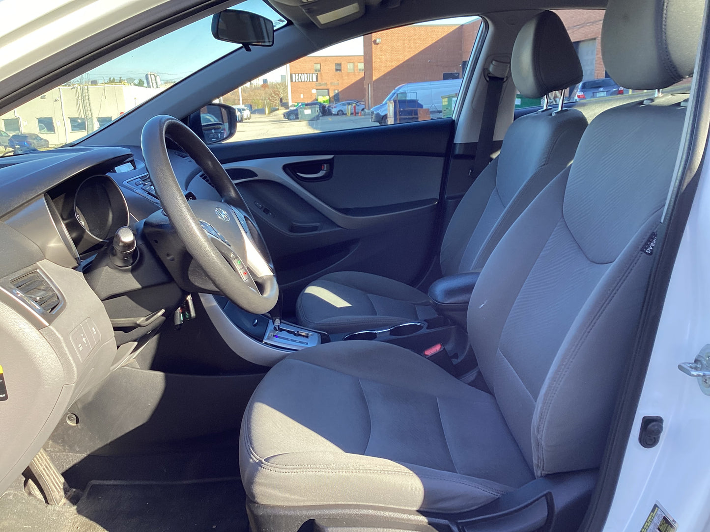 HYUNDAI ELANTRA 2012