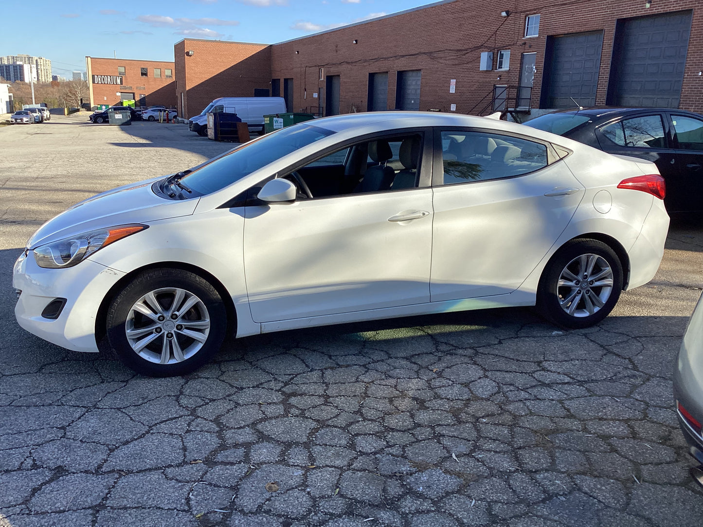 HYUNDAI ELANTRA 2012