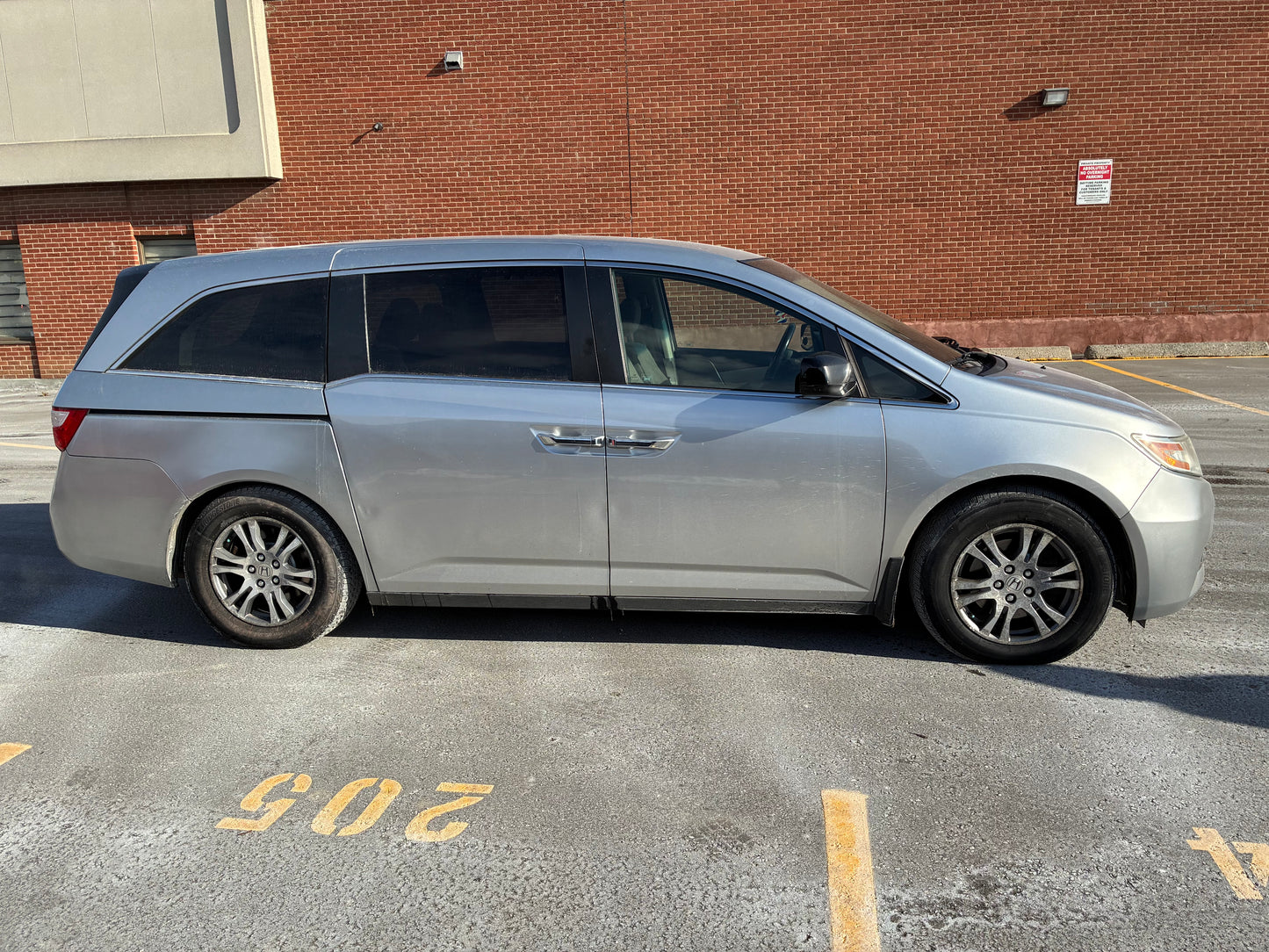 HONDA ODYSSEY 2011