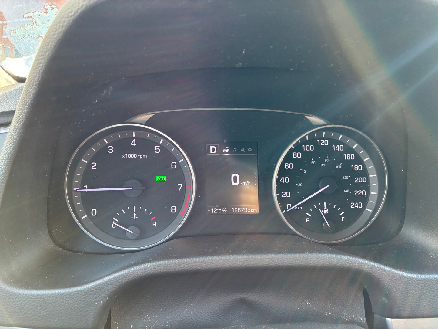 HYUNDAI ELANTRA 2018