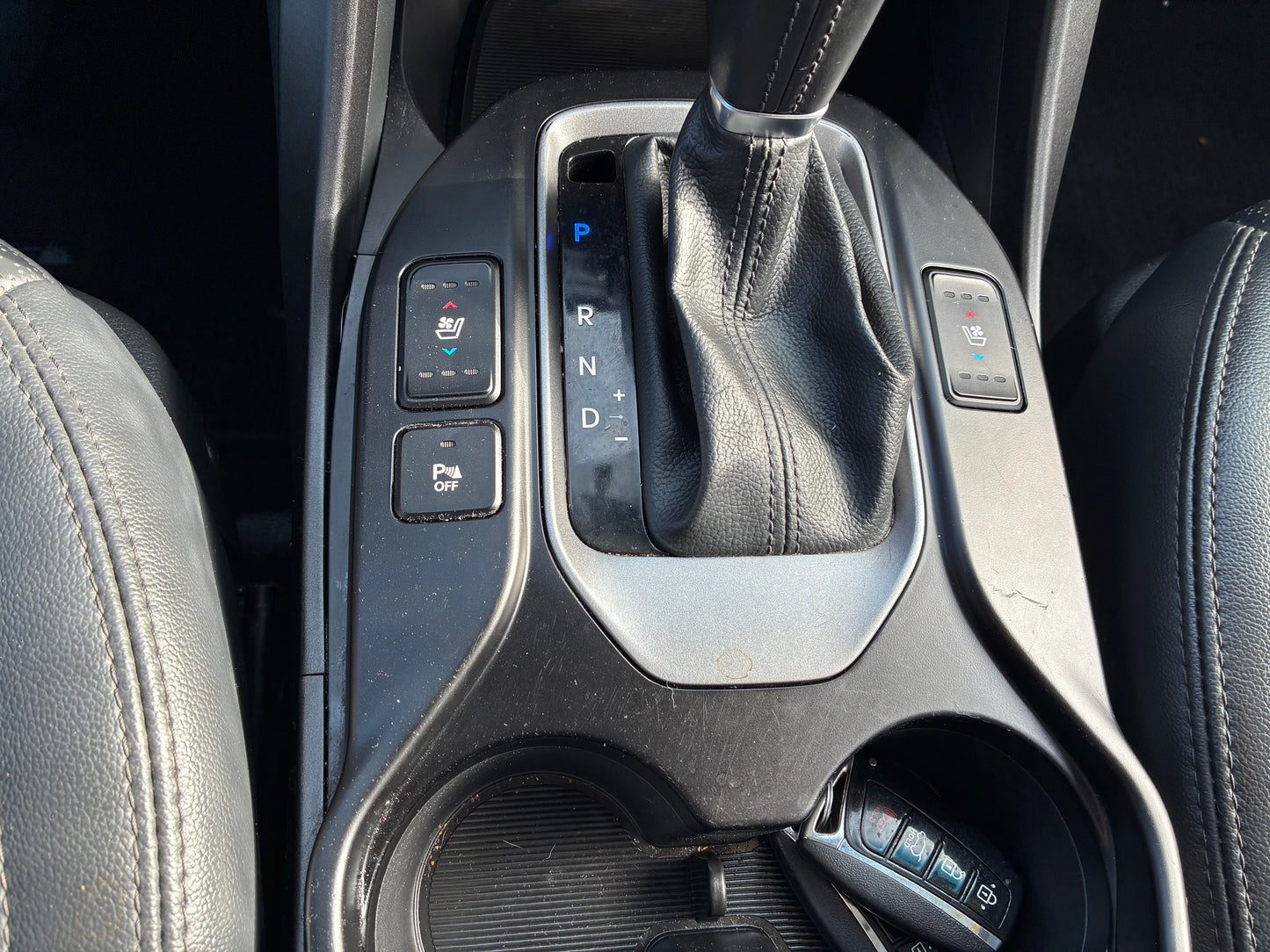 HYUNDAI SANTAFE 2015