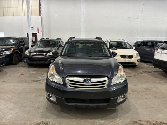 SUBARU OUTBACK 2011