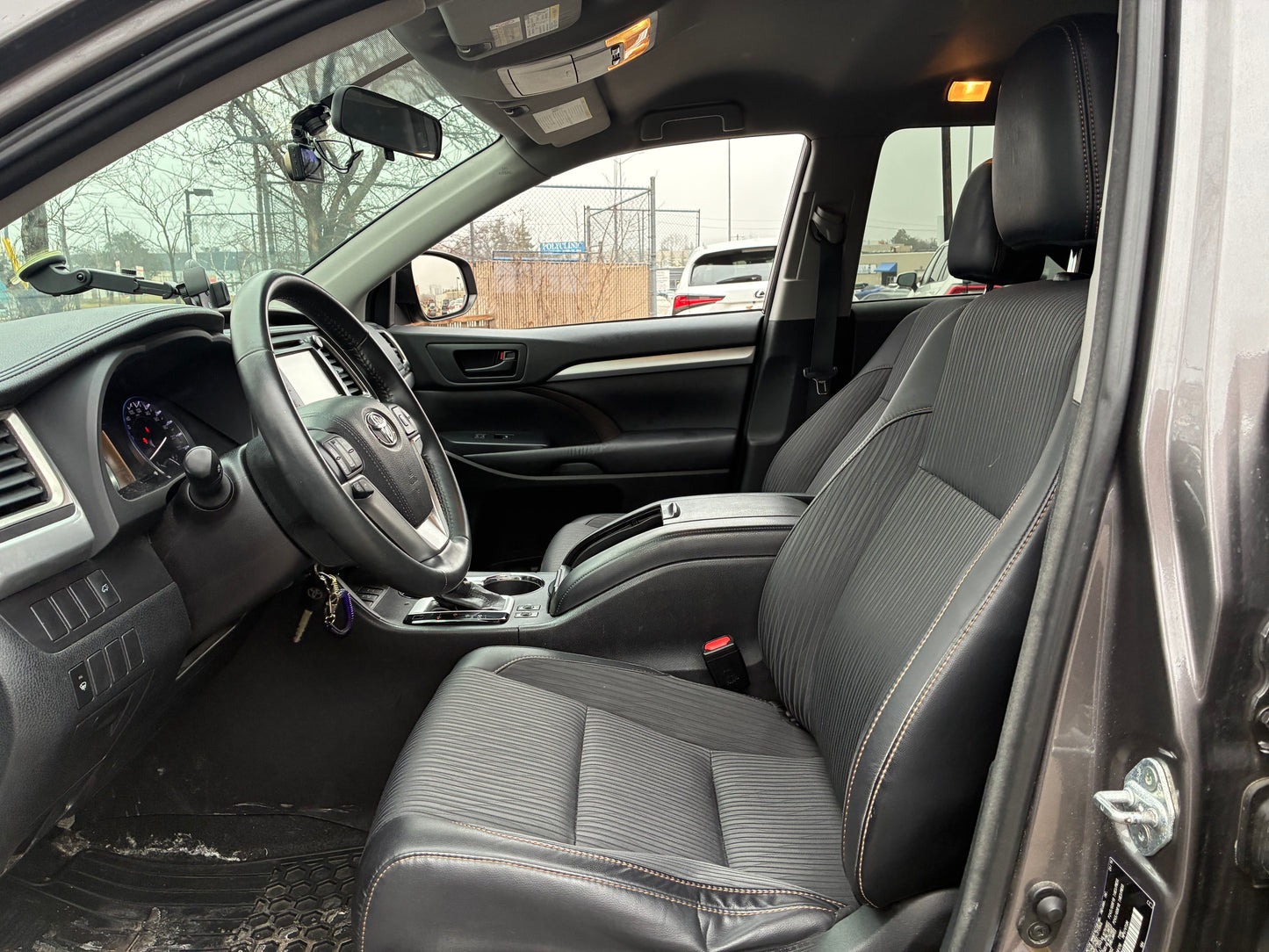 TOYOTA HIGHLANDER 2016