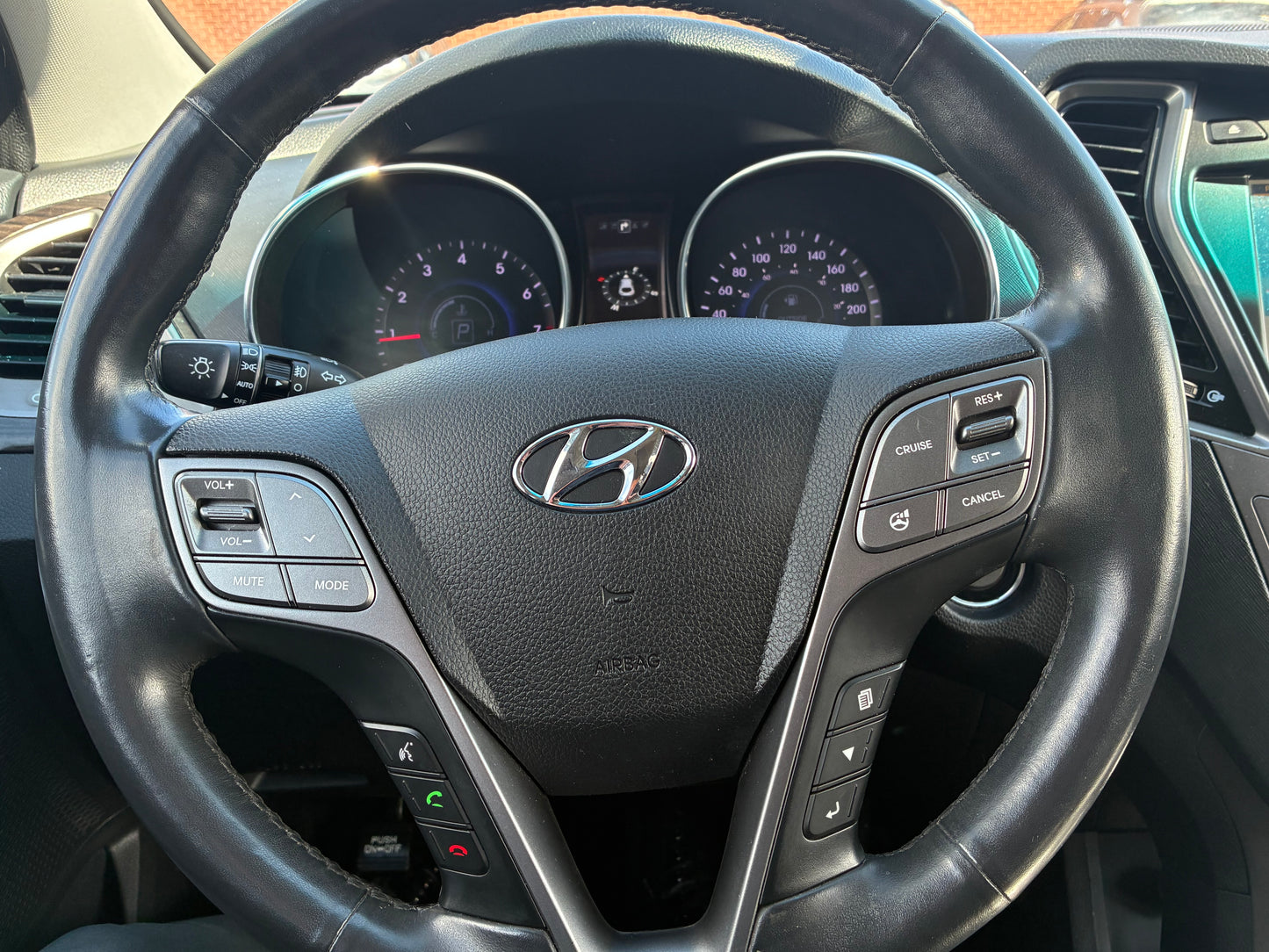 HYUNDAI SANTAFE 2015