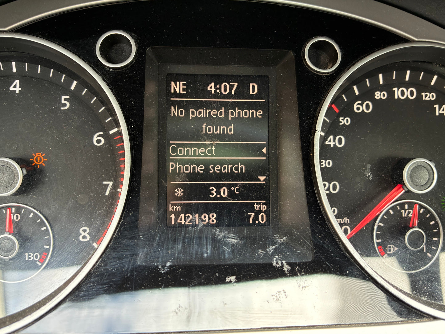 VOLKSWAGEN PASSAT 2012