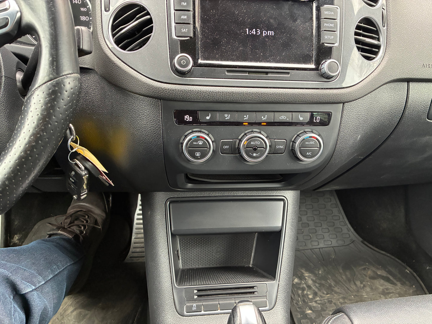 VOLKSWAGEN TIGUAN 2014