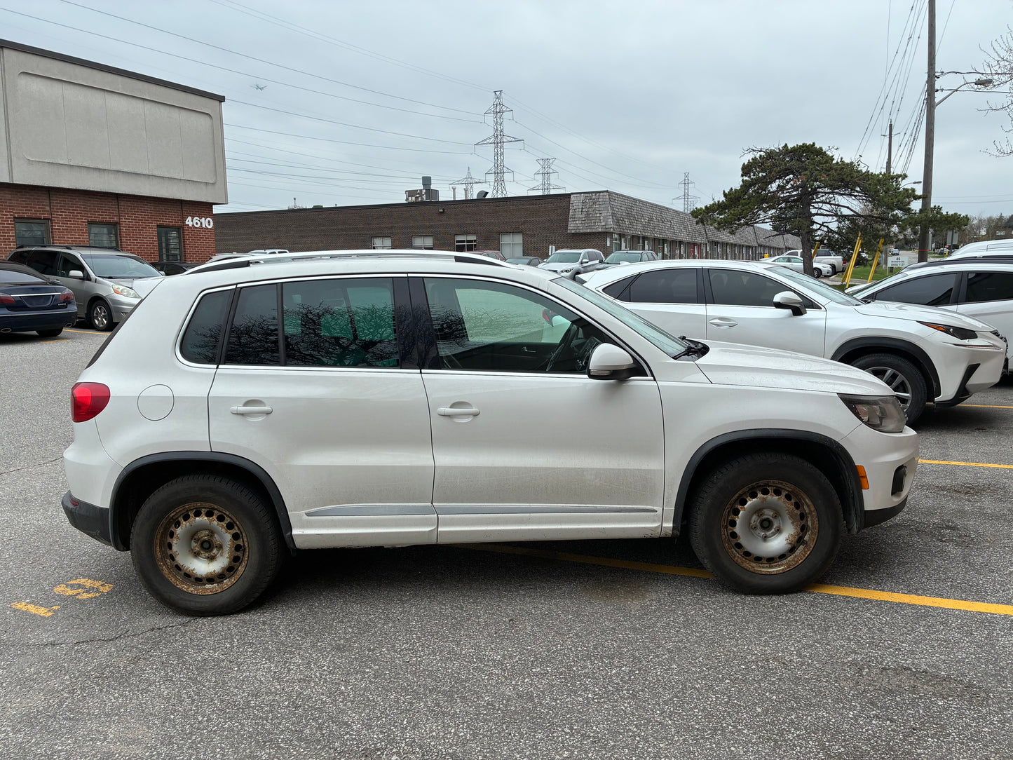 VOLKSWAGEN TIGUAN 2014