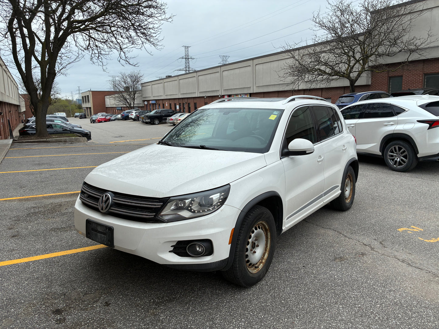 VOLKSWAGEN TIGUAN 2014