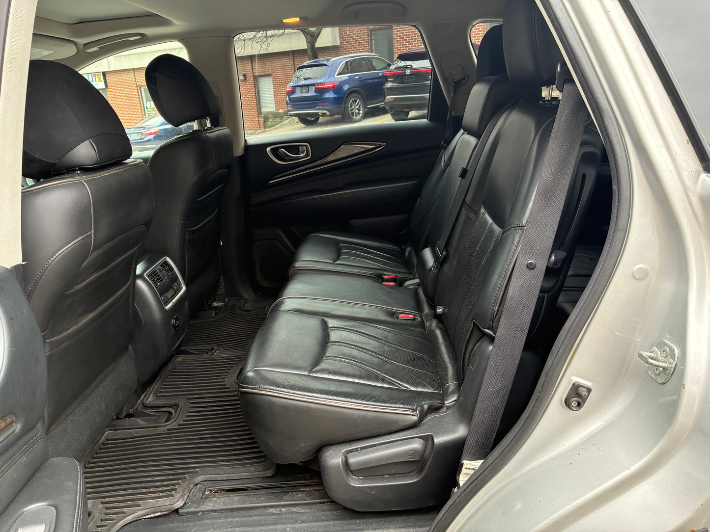 INFINITI QX60 2015