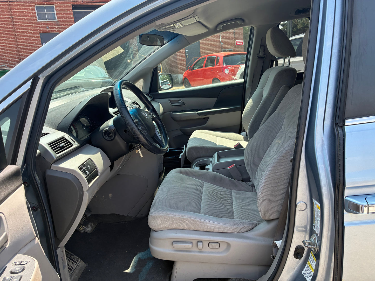 HONDA ODYSSEY 2011