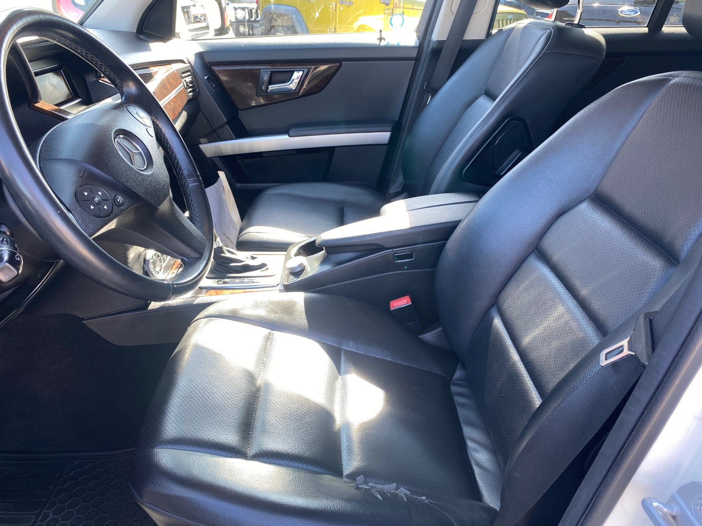 MERCEDES-BENZ GLK350 2010
