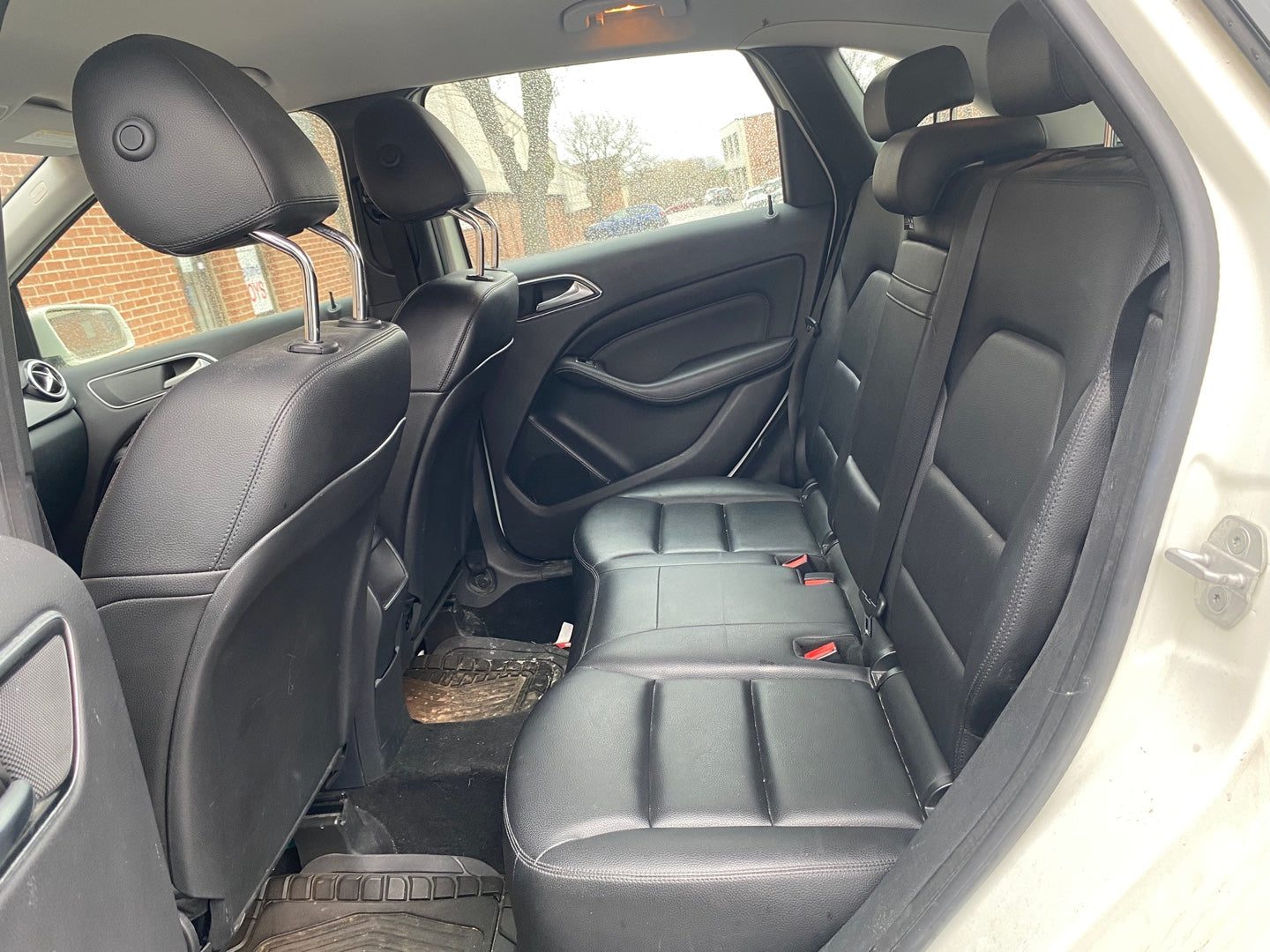 MERCEDES-BENZ B250 2014