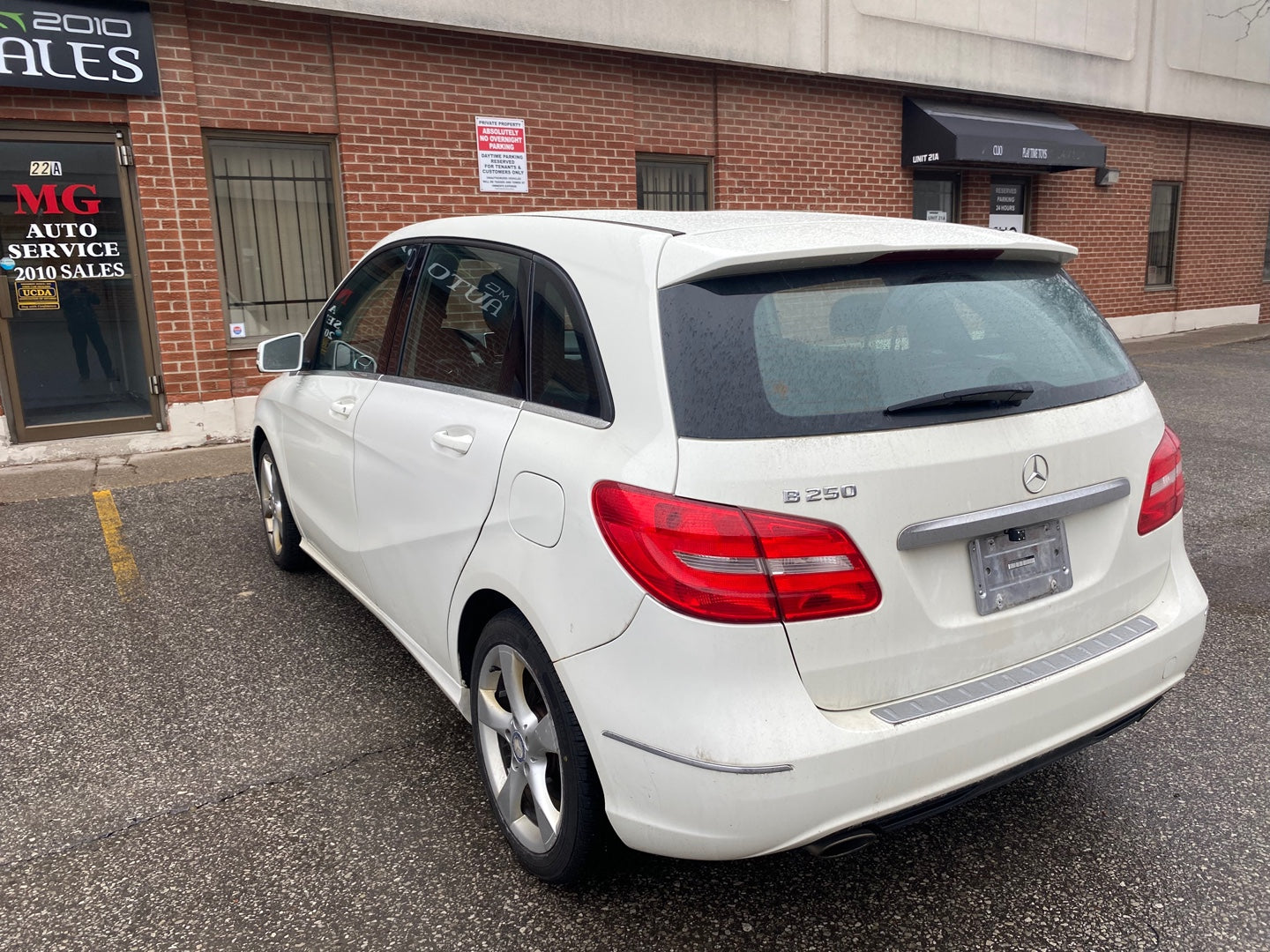 MERCEDES-BENZ B250 2014