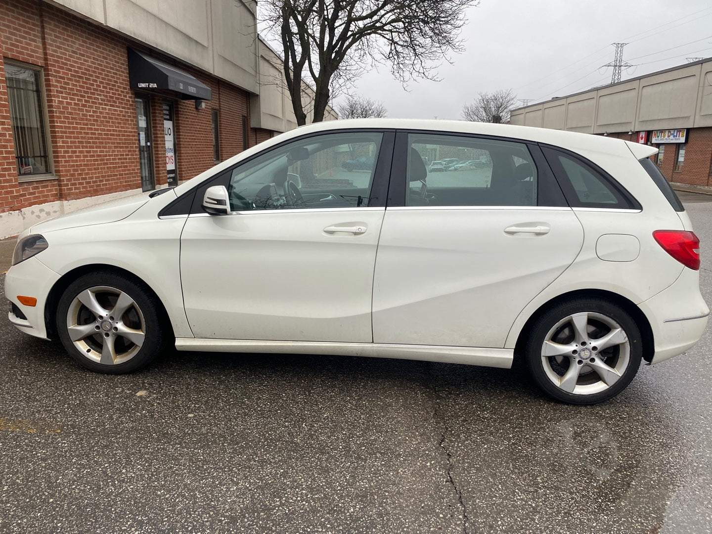 MERCEDES-BENZ B250 2014