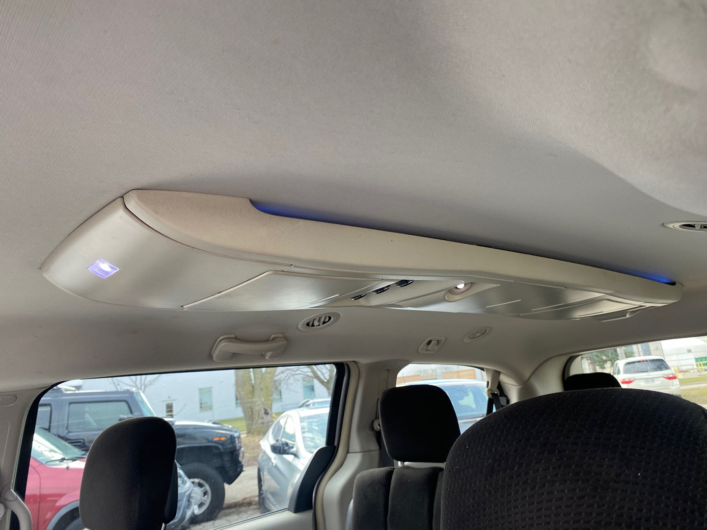 CHRYSLER TOWN&COUNTRY 2012