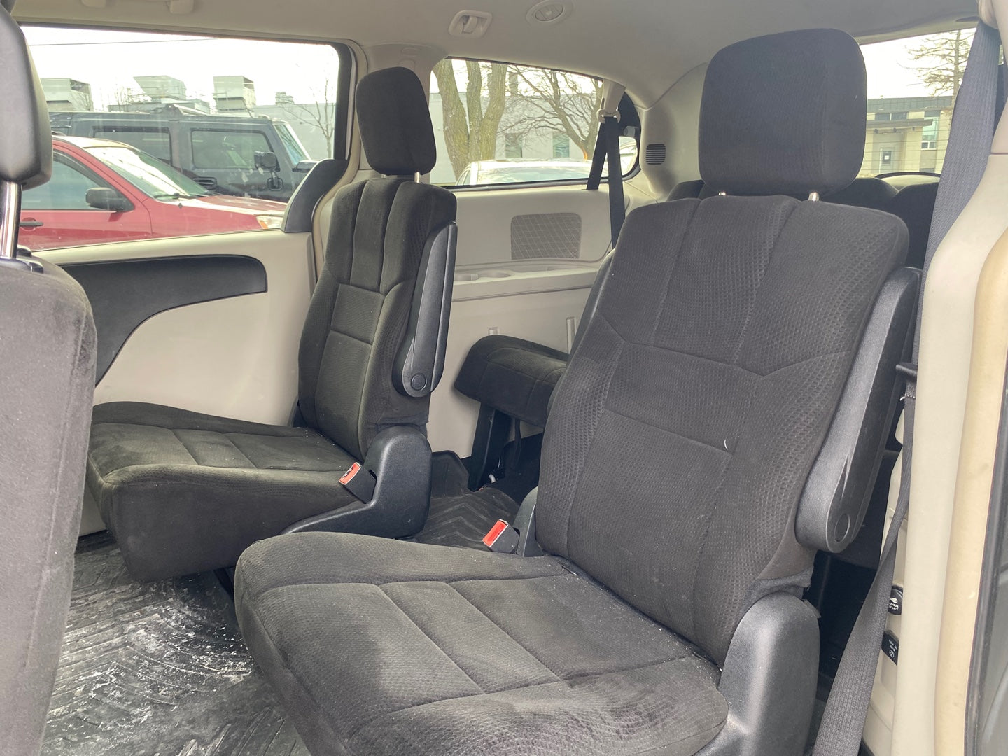 CHRYSLER TOWN&COUNTRY 2012