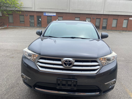 TOYOTA HIGHLANDER 2013
